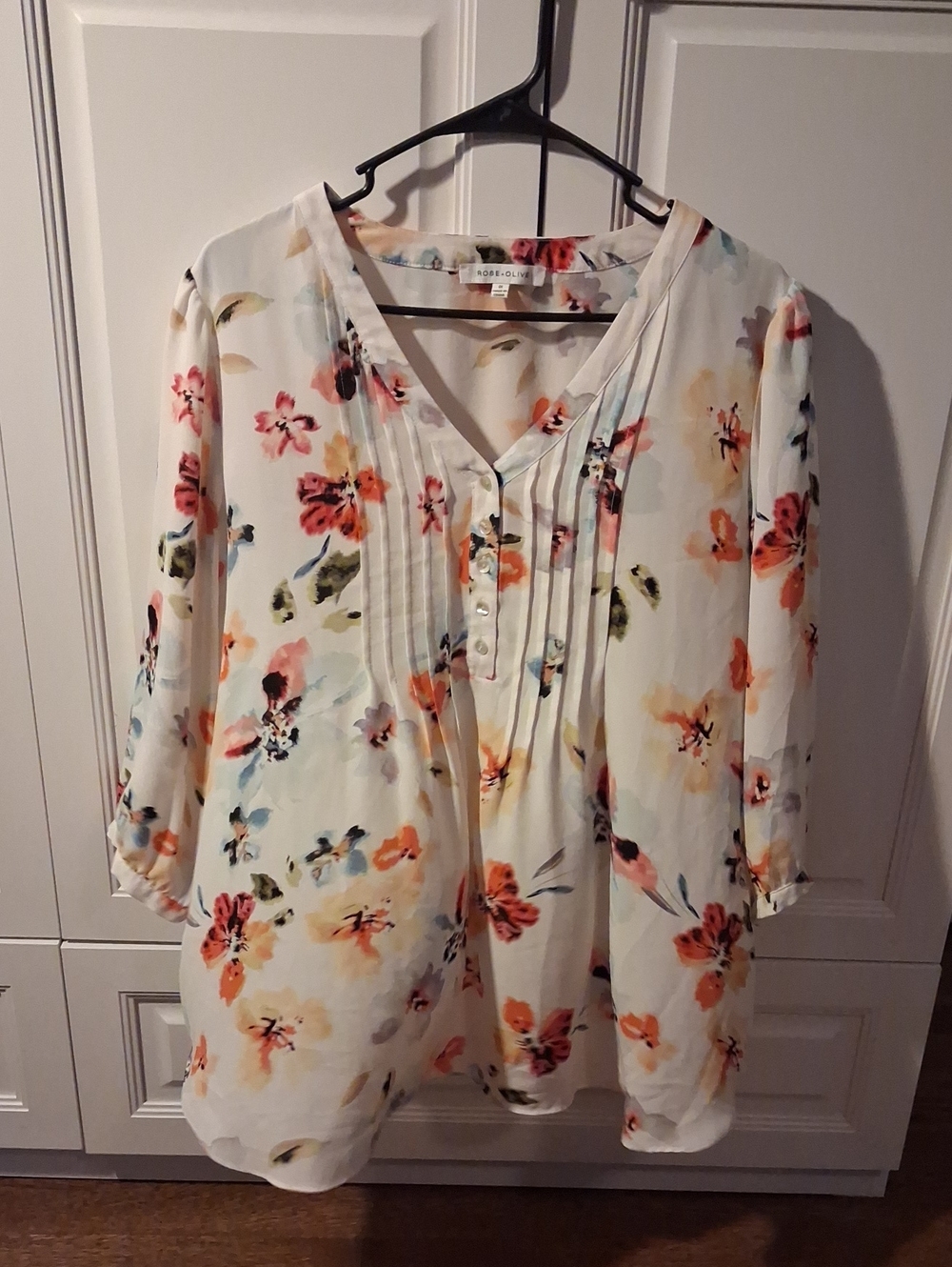 Rose & Olive White Floral Pintuck V-Neck Blouse with Coral and Yellow Accents